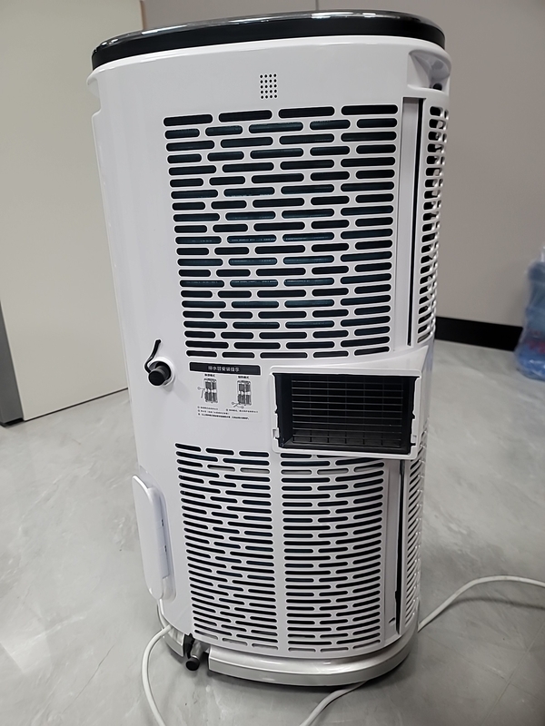 9000BTU เครื่องทําความเย็นอากาศระเหยพกพา 4 รูปแบบการทํางาน 2 ความเร็วของพัดลม ความปลอดภัยเด็กล็อค