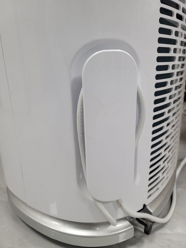 9000BTU เครื่องทําความเย็นอากาศระเหยพกพา 4 รูปแบบการทํางาน 2 ความเร็วของพัดลม ความปลอดภัยเด็กล็อค